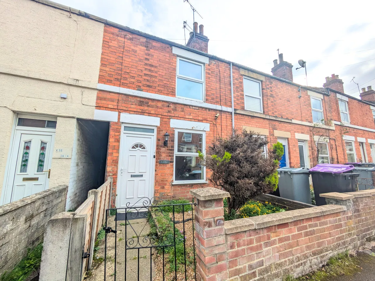 3 bed house to rent — Cambridge Street, Grantham, NG31