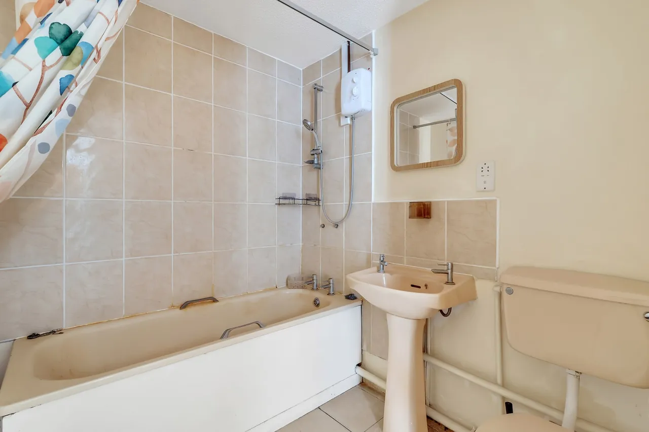 Flat 14, Phoenix Court, London, SE25 5BJ, photo 7