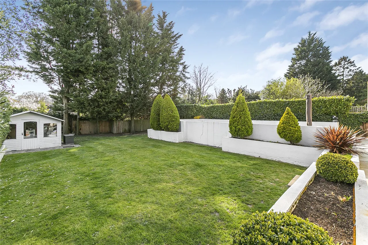 Barnet Gate Lane, Arkley, Hertfordshire, EN5 2AD, photo 21