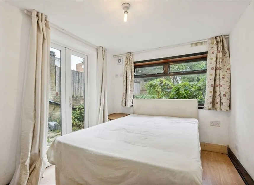 Surrey Square, Walworth, SE17, photo 3