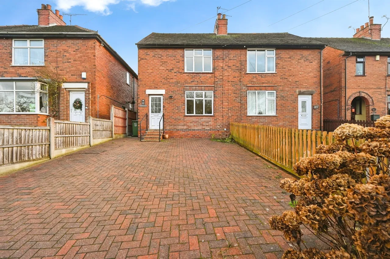 2 bed house for sale, Derby Road, Denby, DE5