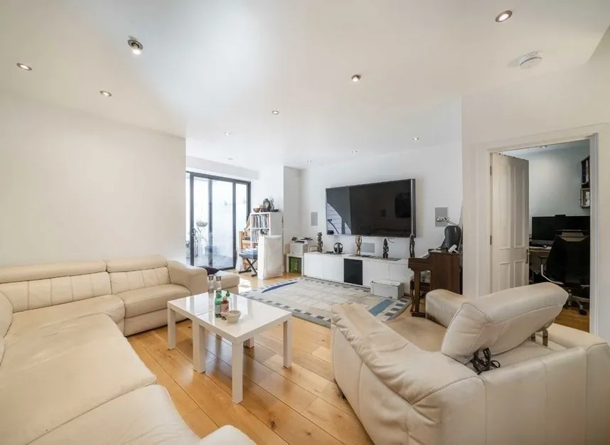 Mountfield Road, Finchley, N3, photo 9
