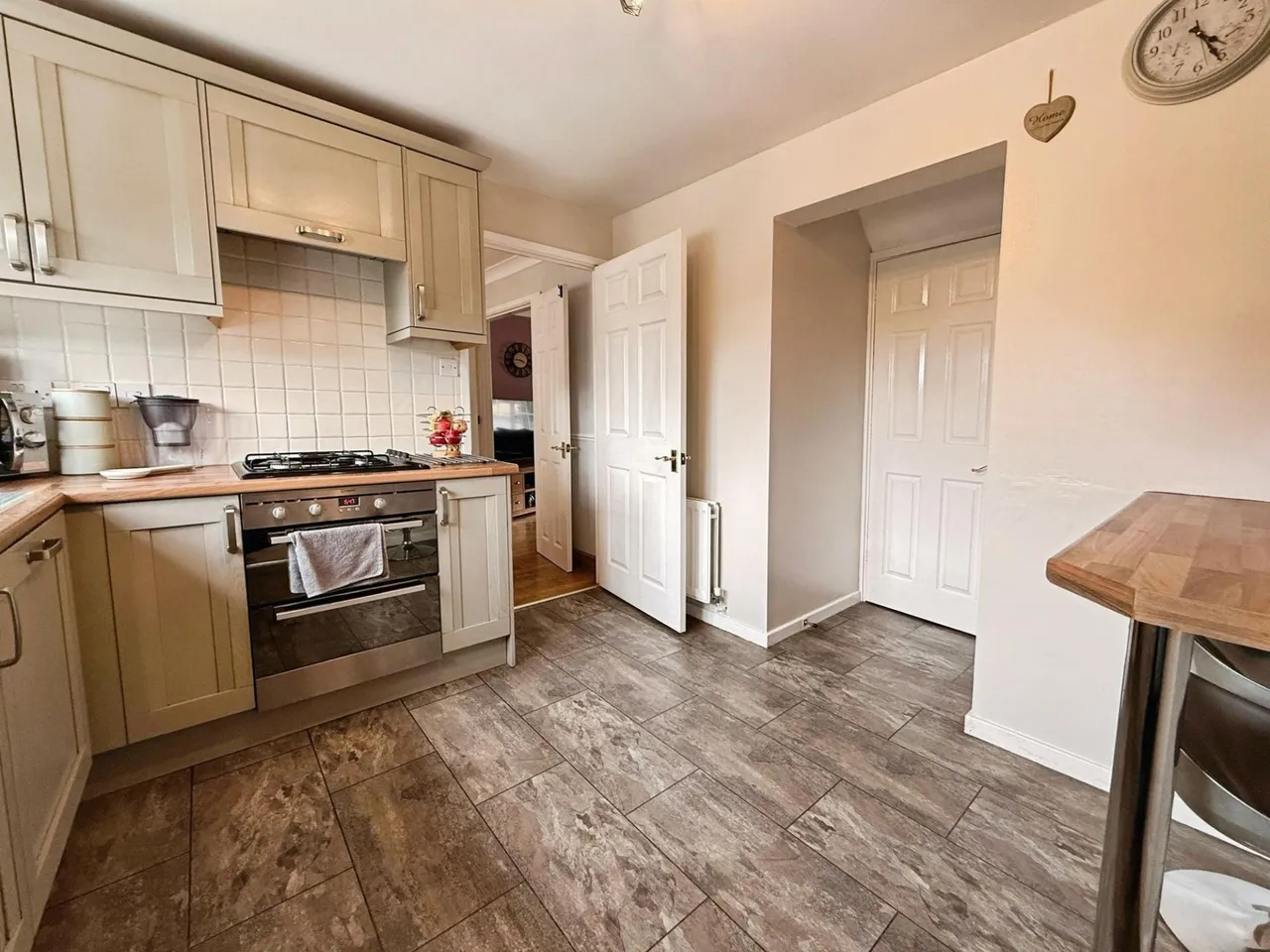 Moat Close, Telford, TF1, photo 10