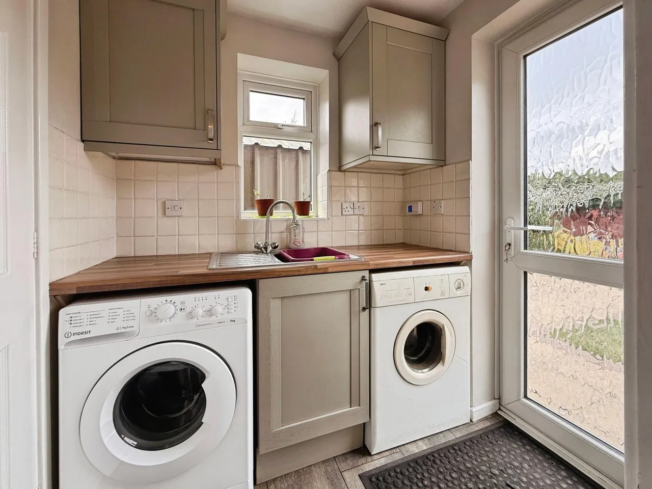 Moat Close, Telford, TF1, photo 11