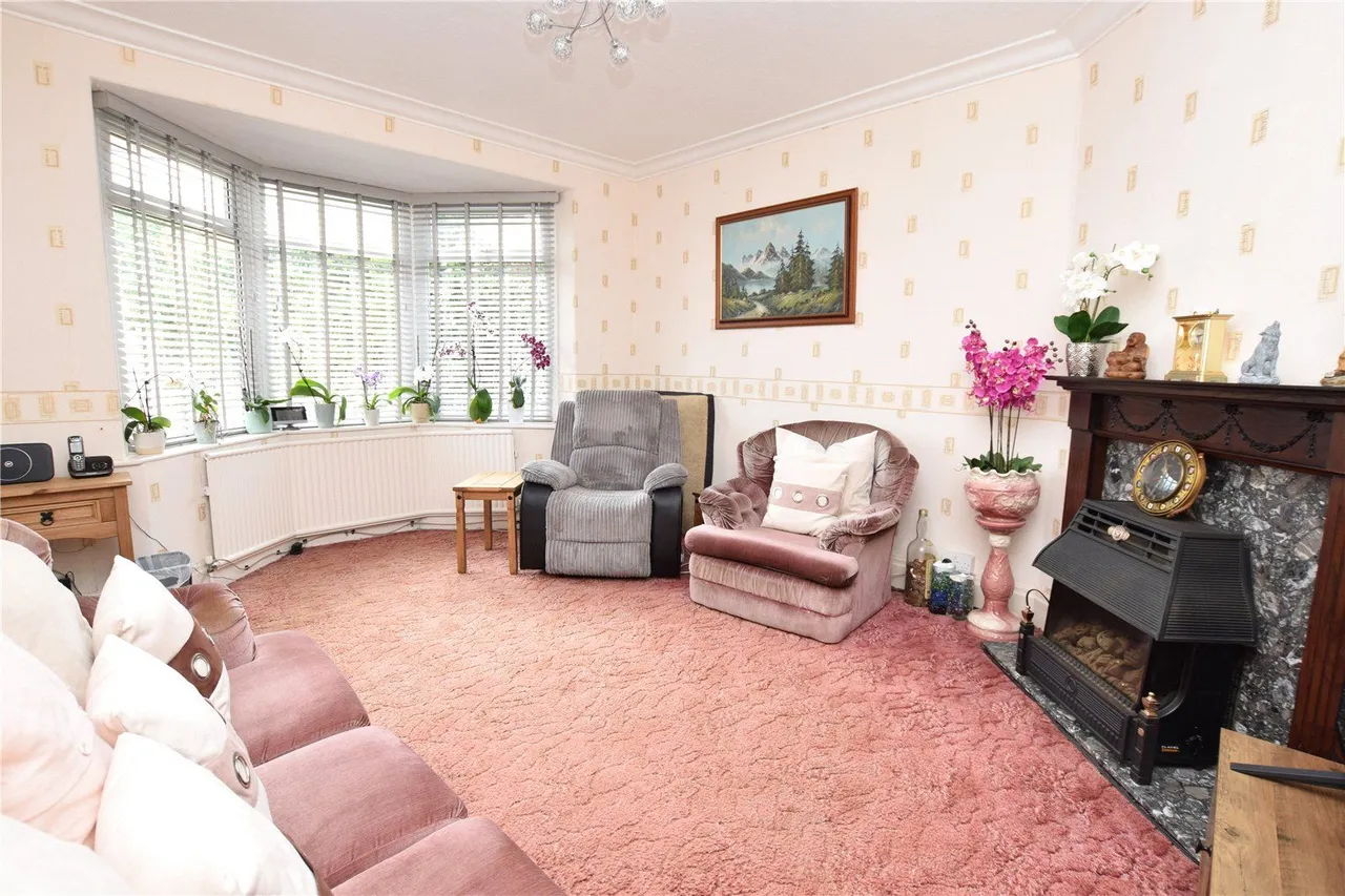 Willow Crescent, Leeds, LS15, photo 2