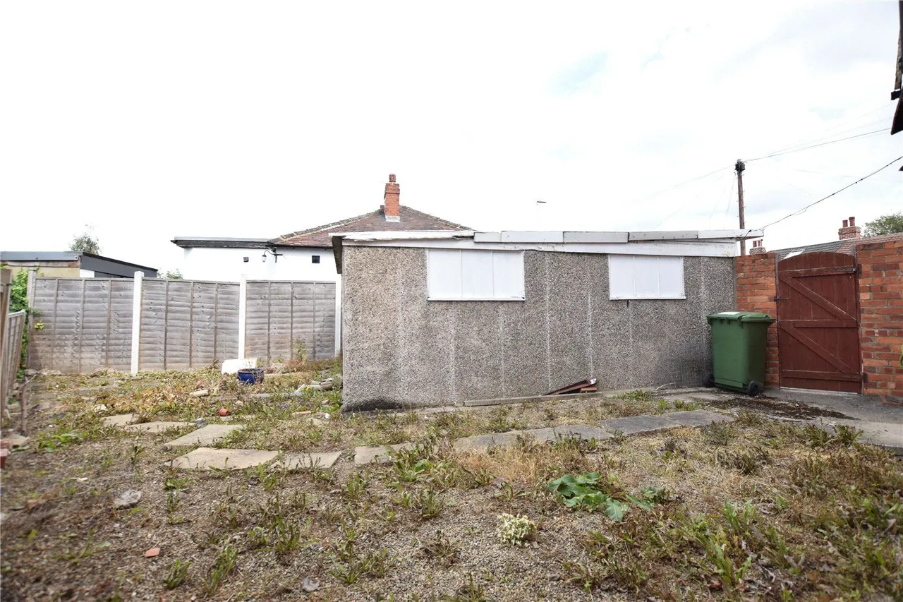 Willow Crescent, Leeds, LS15, photo 18