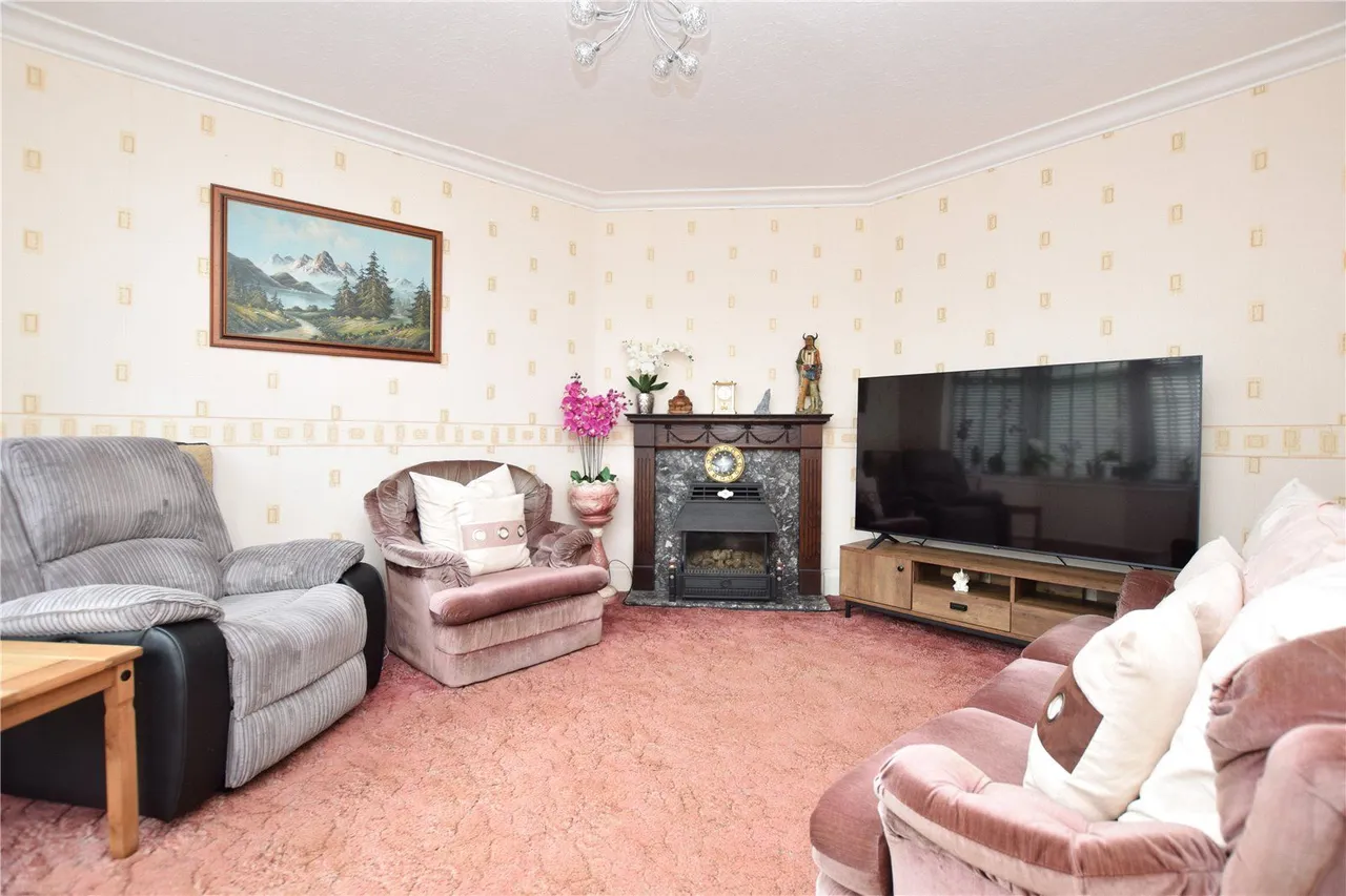 Willow Crescent, Leeds, LS15, photo 5