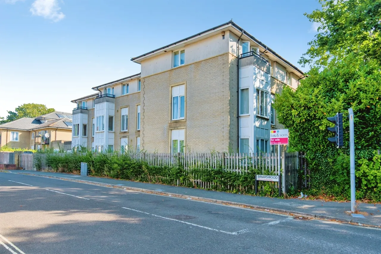 2 bed flat for sale — Oakfield Gardens, Southampton