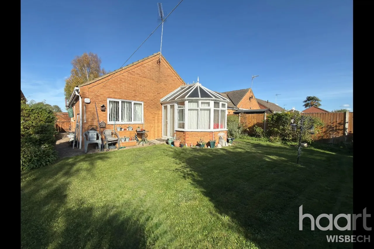 St Edmunds Drive, Emneth, PE14, photo 6
