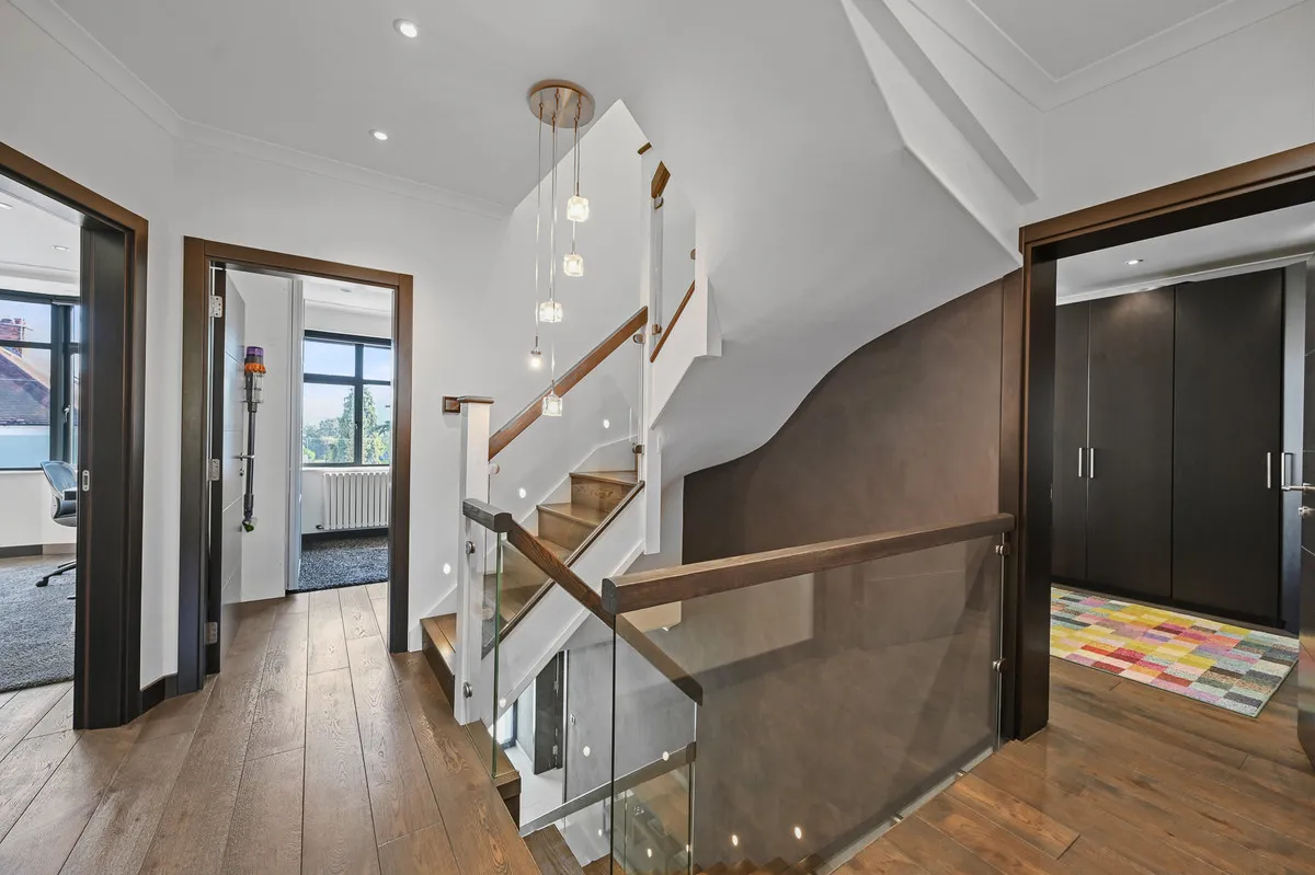 Whitchurch Gardens, Edgware, HA8, photo 13
