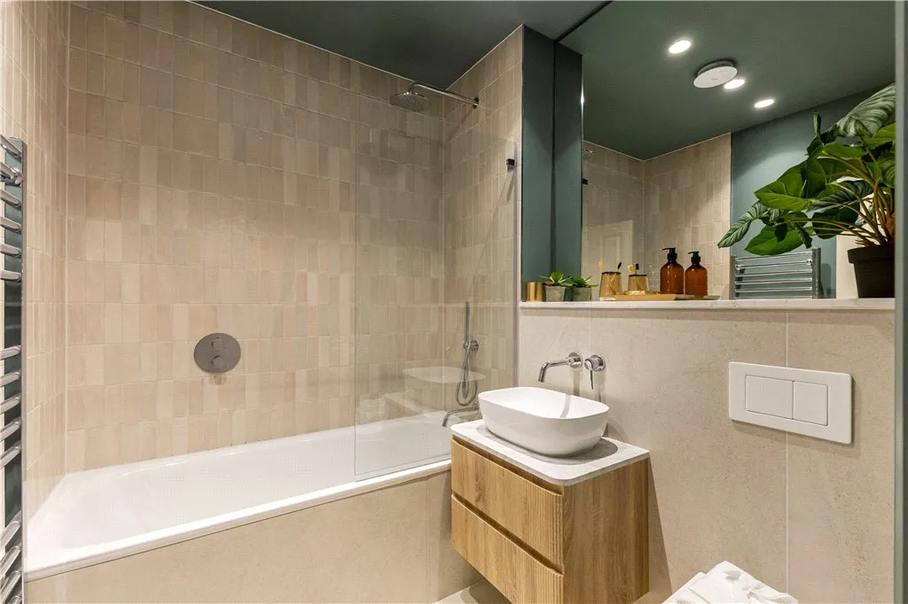 Rostrevor Road, London, SW6, photo 24
