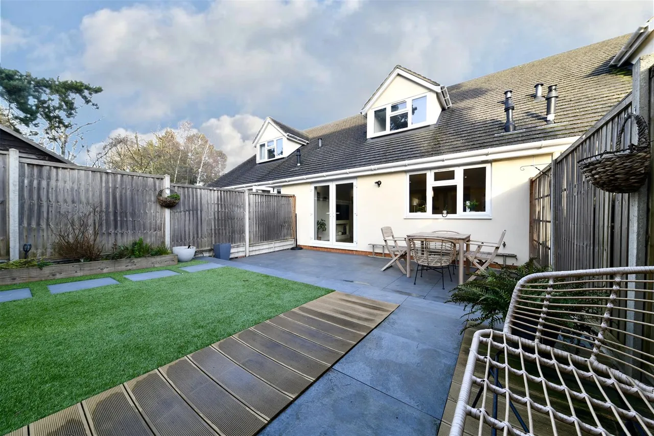 Fairview Road, Stevenage, Herts, SG1 2NA, photo 13