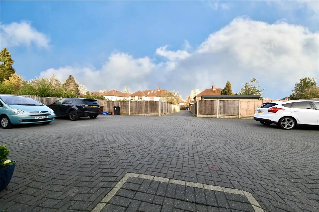 Fairview Road, Stevenage, Herts, SG1 2NA, photo 25