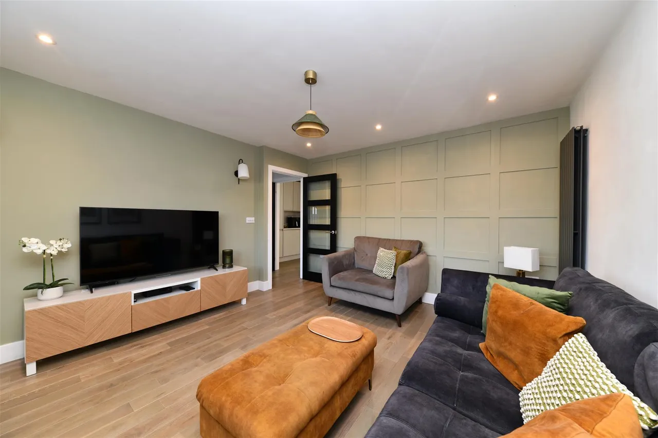 Fairview Road, Stevenage, Herts, SG1 2NA, photo 15