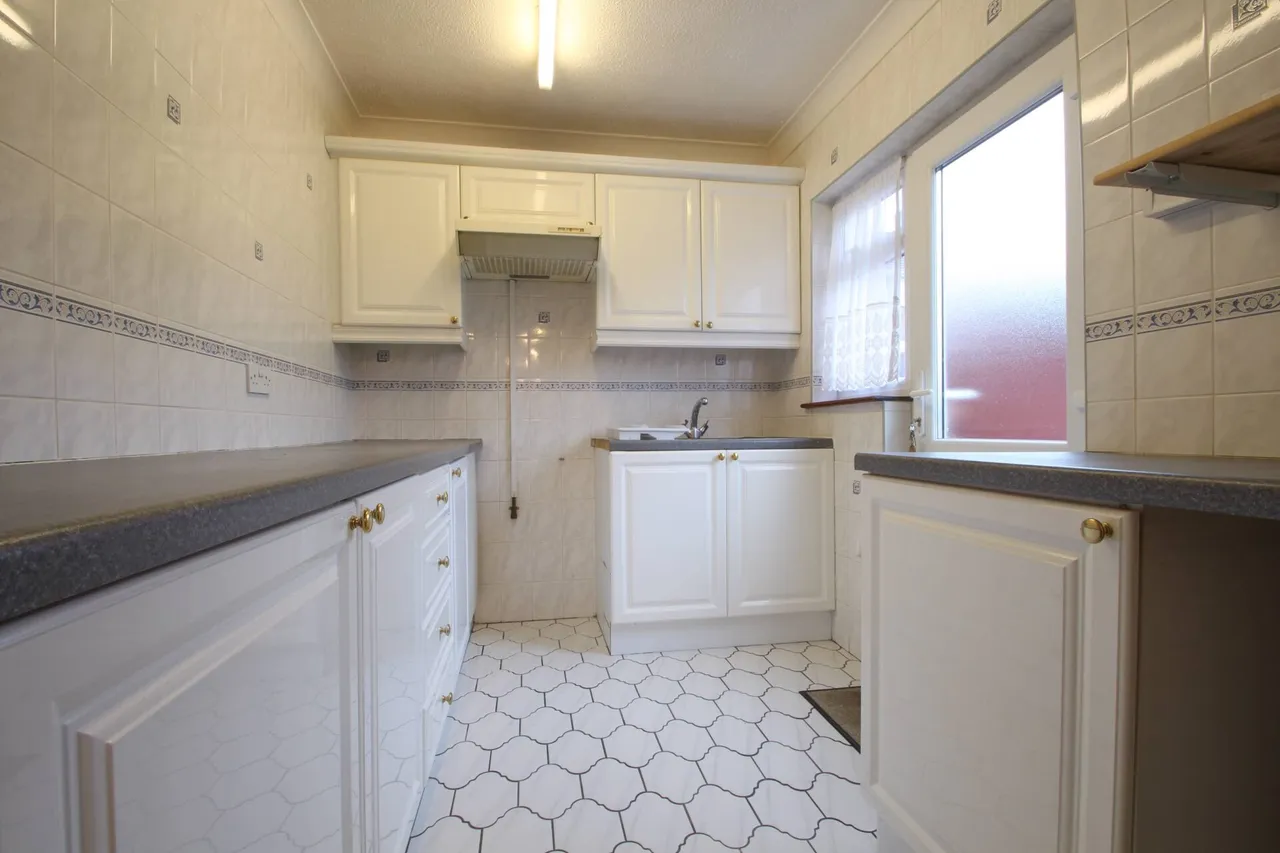 Almond Road, Dartford, photo 2
