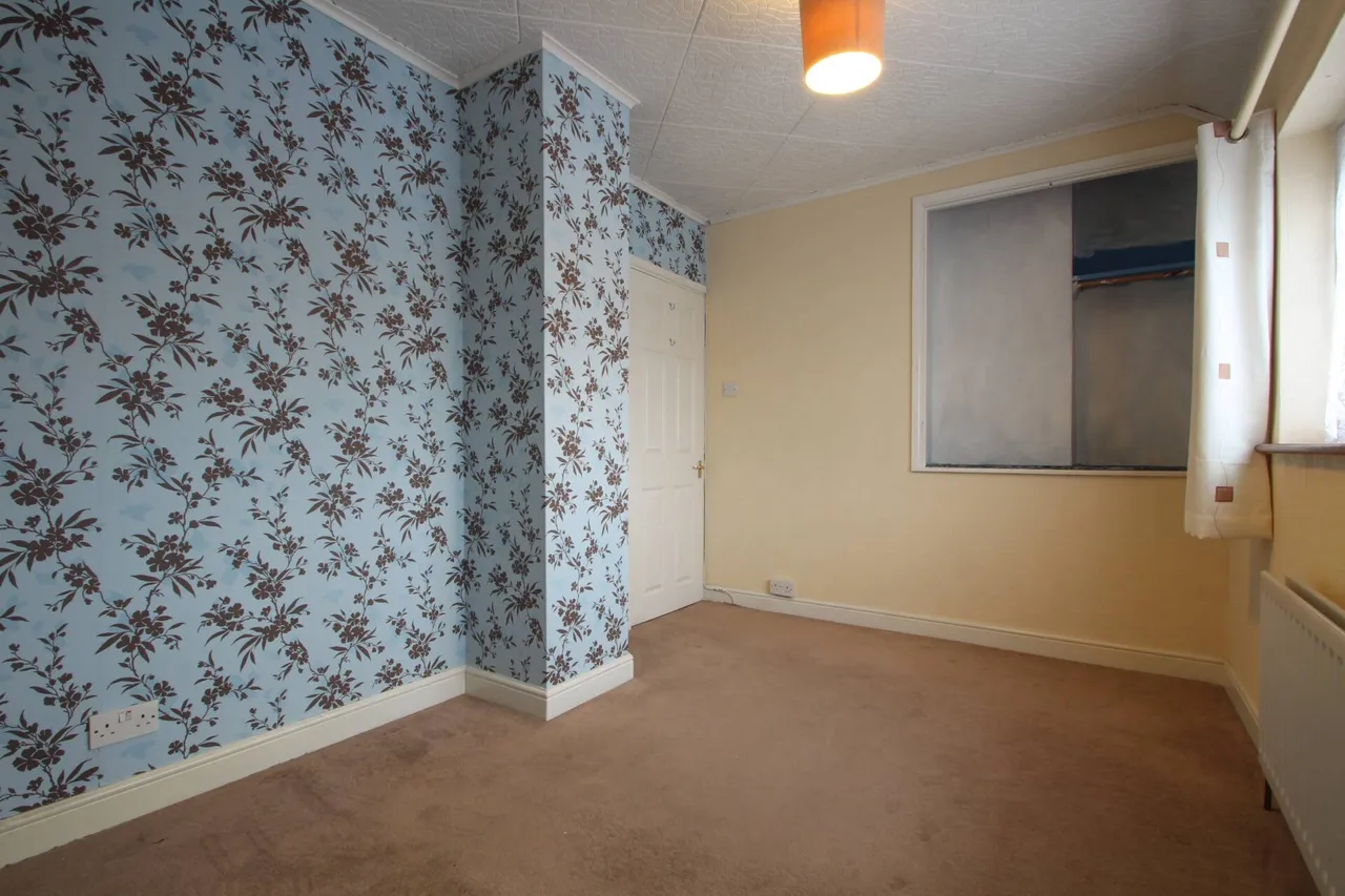 Almond Road, Dartford, photo 9
