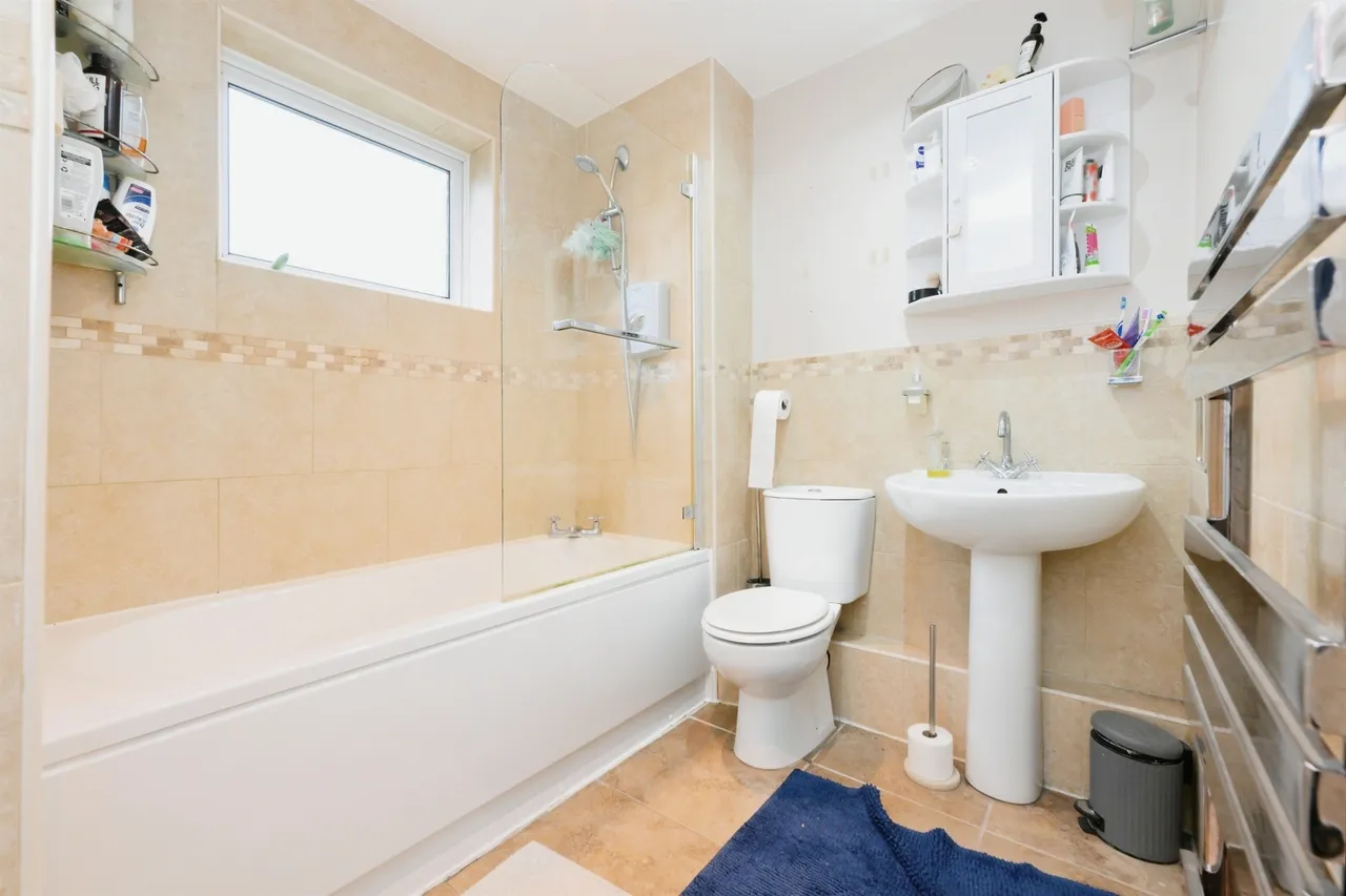 Rawdon Drive, Hoddesdon, photo 11