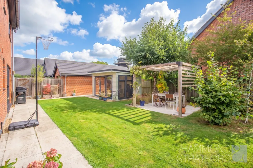 Limes Close, Little Melton, photo 15