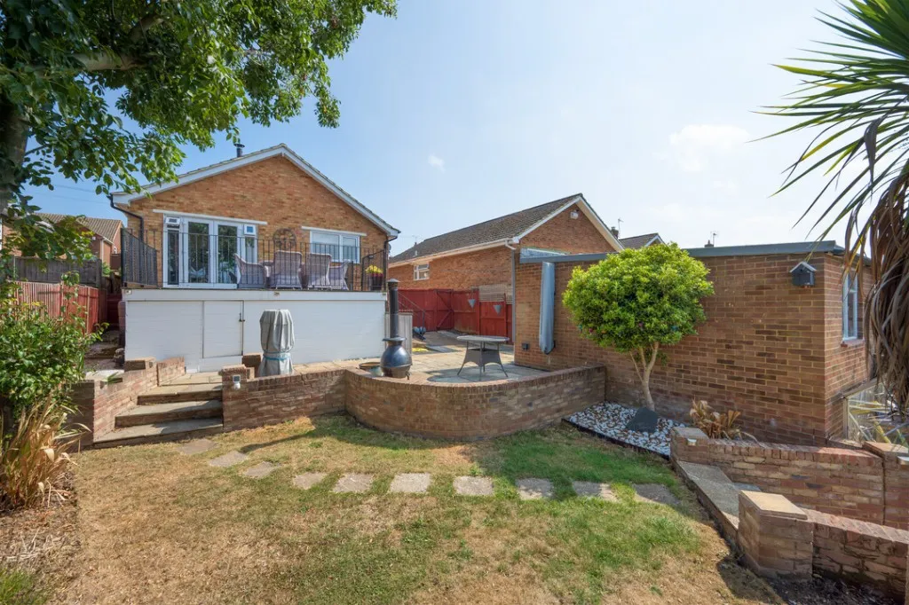 Strode Park Road, Herne Bay, photo 2