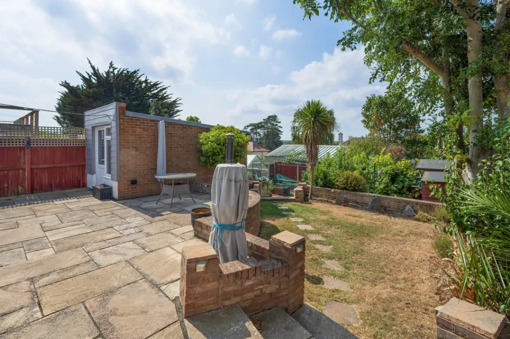 Strode Park Road, Herne Bay, photo 10