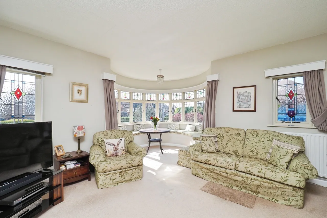 Hall Drive, Wollaton, Nottingham, NG8, photo 5