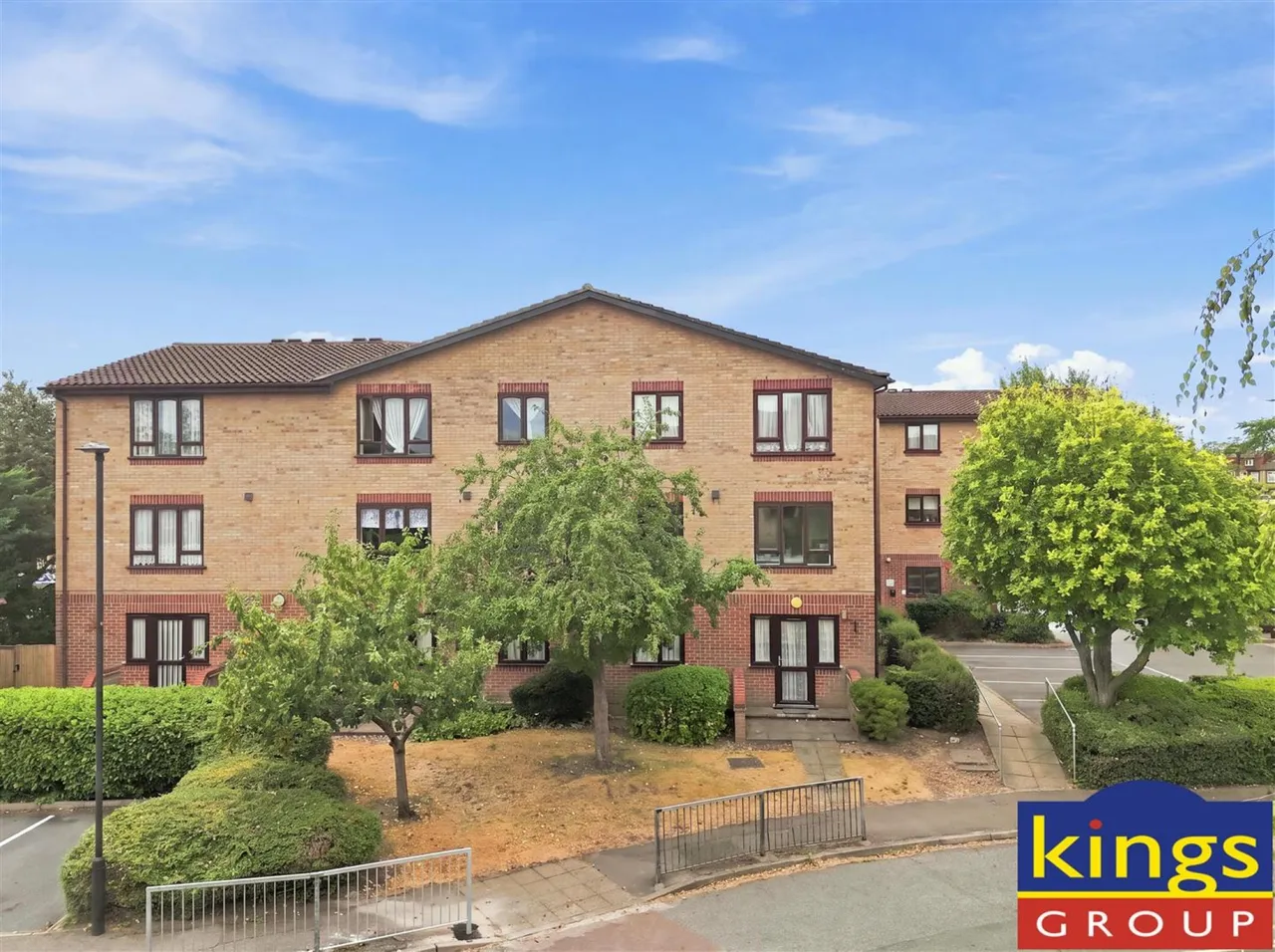 Ainsley Close, London, N9, photo 8