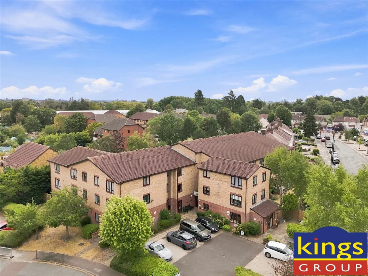 Ainsley Close, London, N9, photo 10