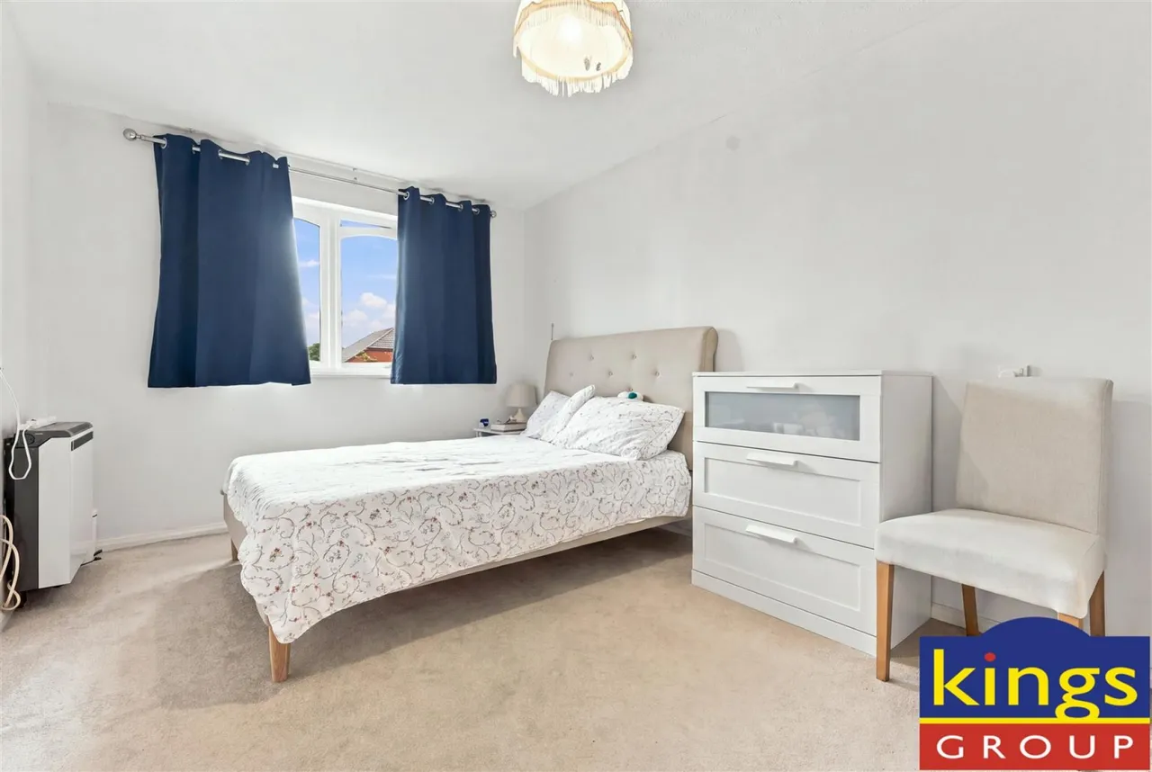 Ainsley Close, London, N9, photo 3