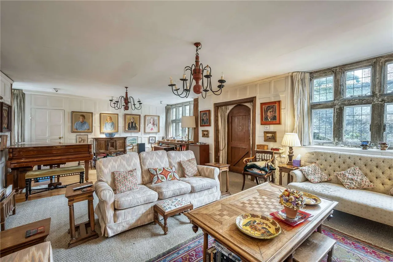 North Street, Petworth, West Sussex, GU28 0DG, photo 4