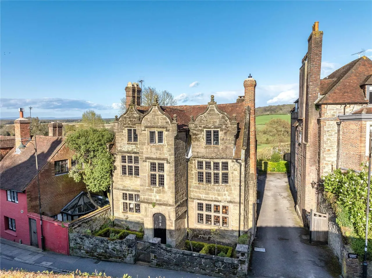 5 bed house for sale — North Street, Petworth, West Sussex, GU28 0DG