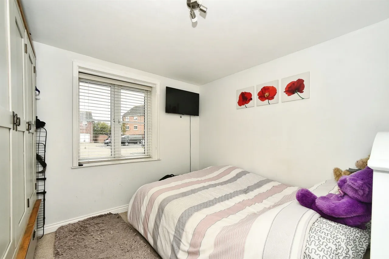Swan Close, Swindon, photo 11