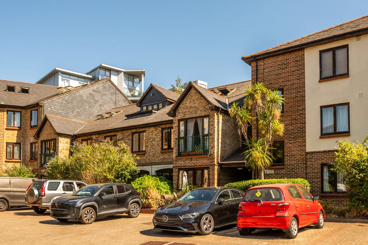 21 Iceland Wharf, Plough Way, London, photo 12