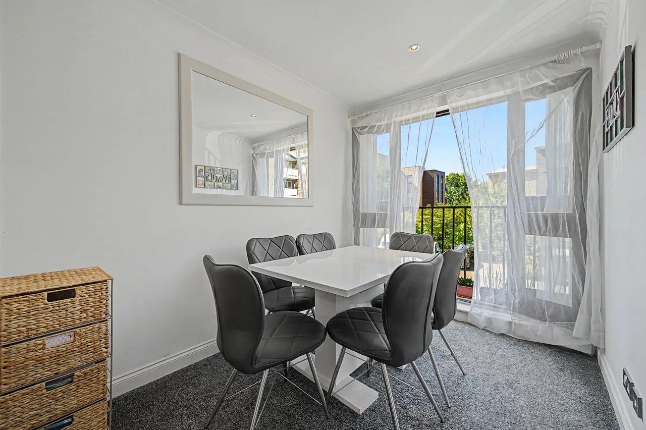 21 Iceland Wharf, Plough Way, London, photo 7