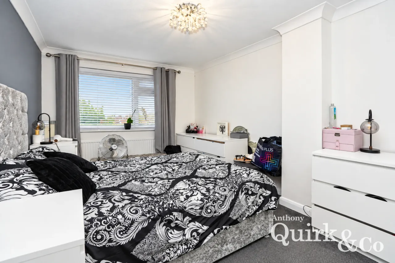 Point Road, Canvey Island, SS8, photo 8