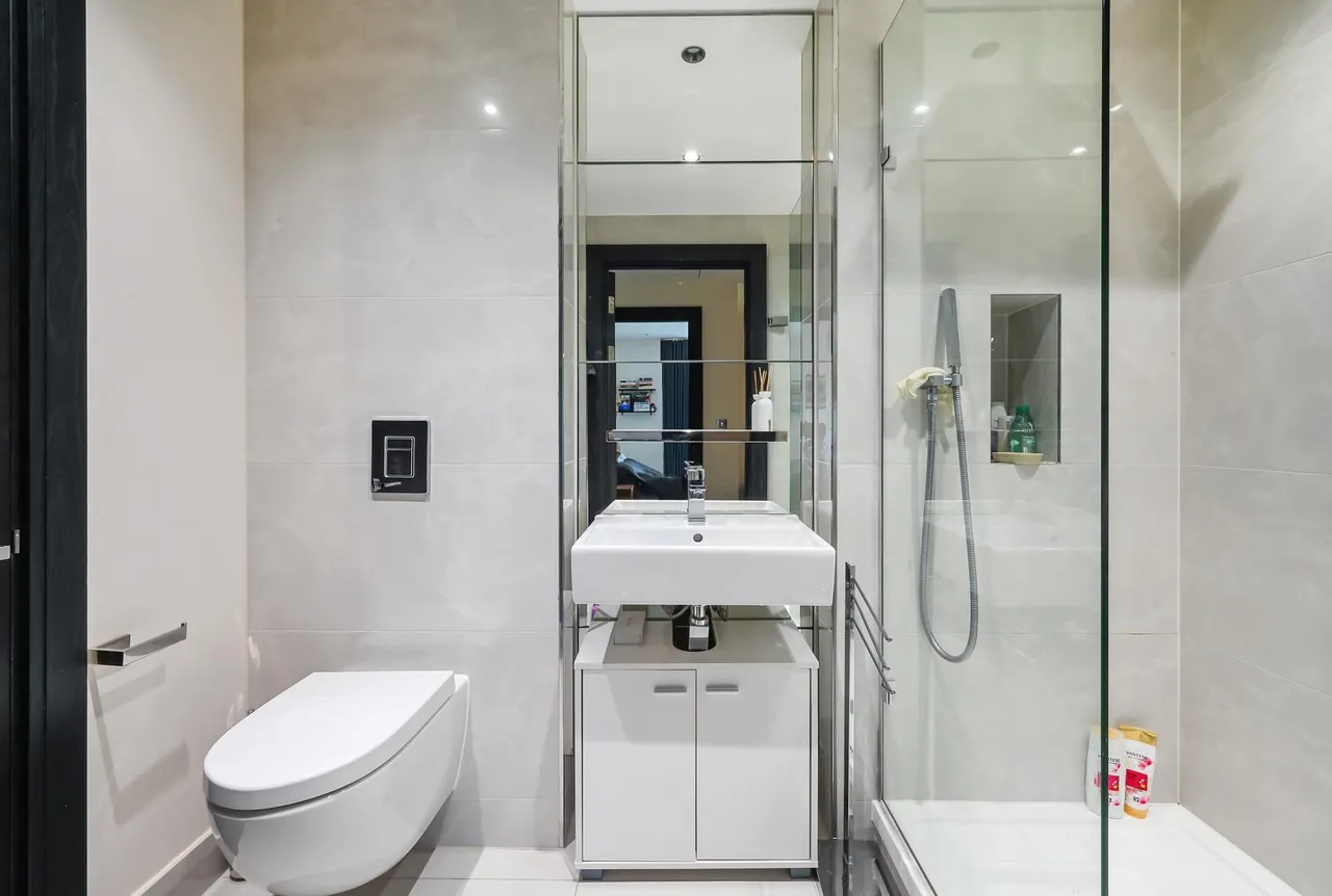 Queenstown Road, London, SW11, photo 8