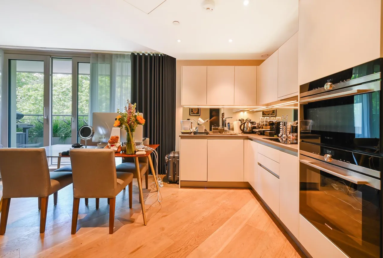 Queenstown Road, London, SW11, photo 6