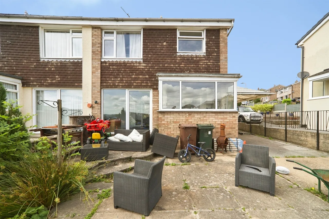 Sunhurst Drive, Oakworth, BD22, photo 14
