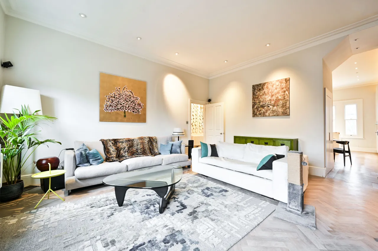 Flat 4, 60 Redcliffe Gardens, London, photo 3