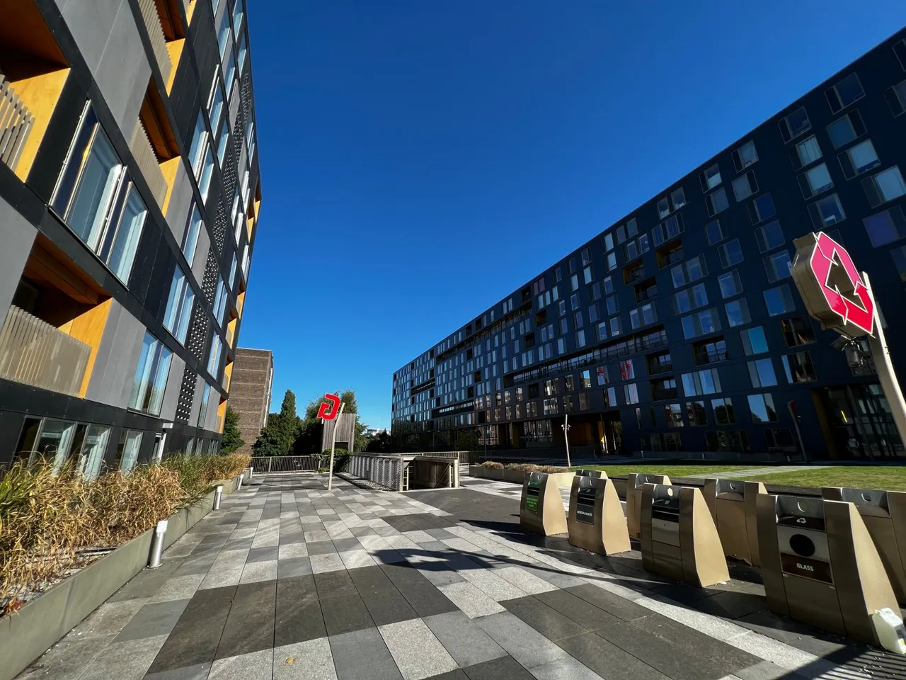 2 bed flat to rent, The Avenue, Leeds, LS9