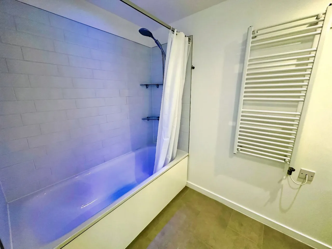 The Avenue, Leeds, LS9, photo 9