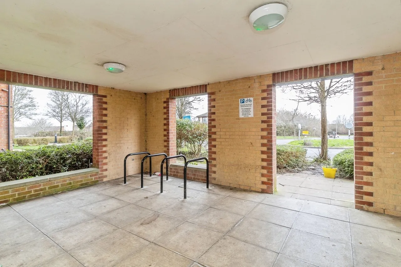 Moorgate, Leadenhall, MK6, photo 20