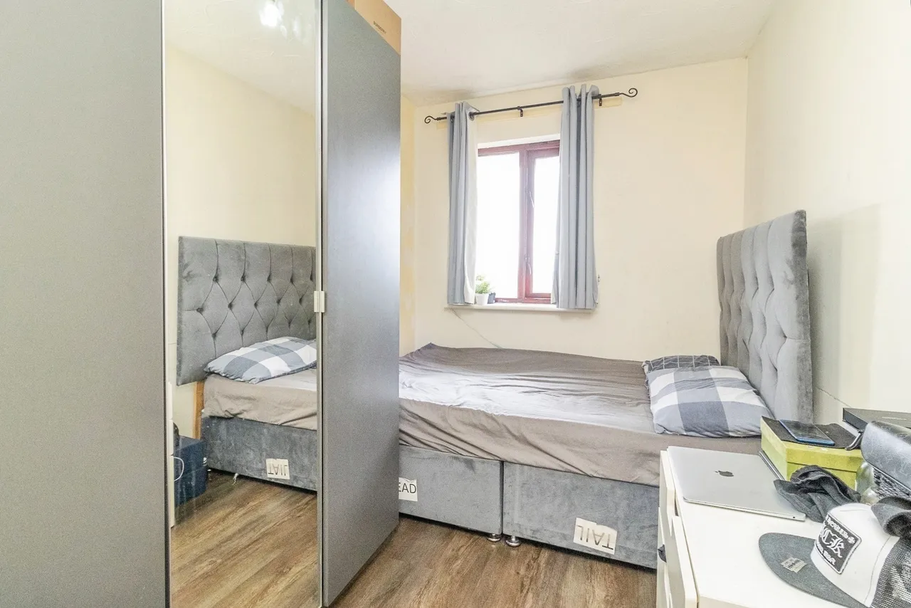 Moorgate, Leadenhall, MK6, photo 15