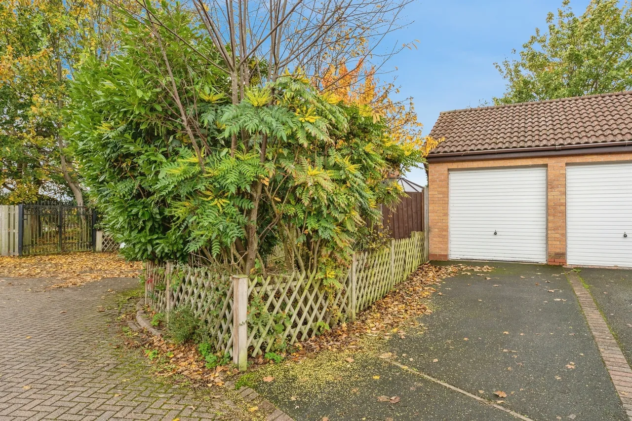 Thurston Road, Saltney, CH4, photo 21