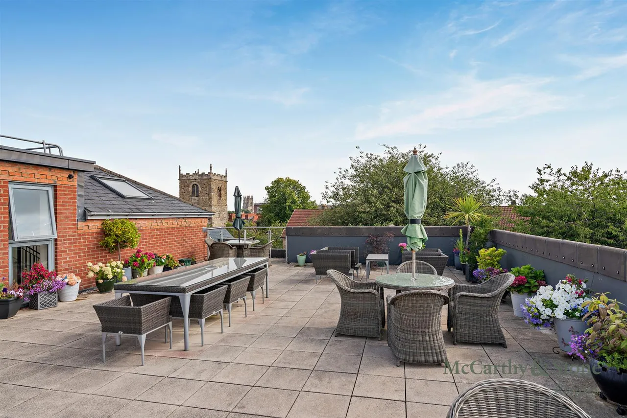 Bishophill Junior, York, YO1, photo 13