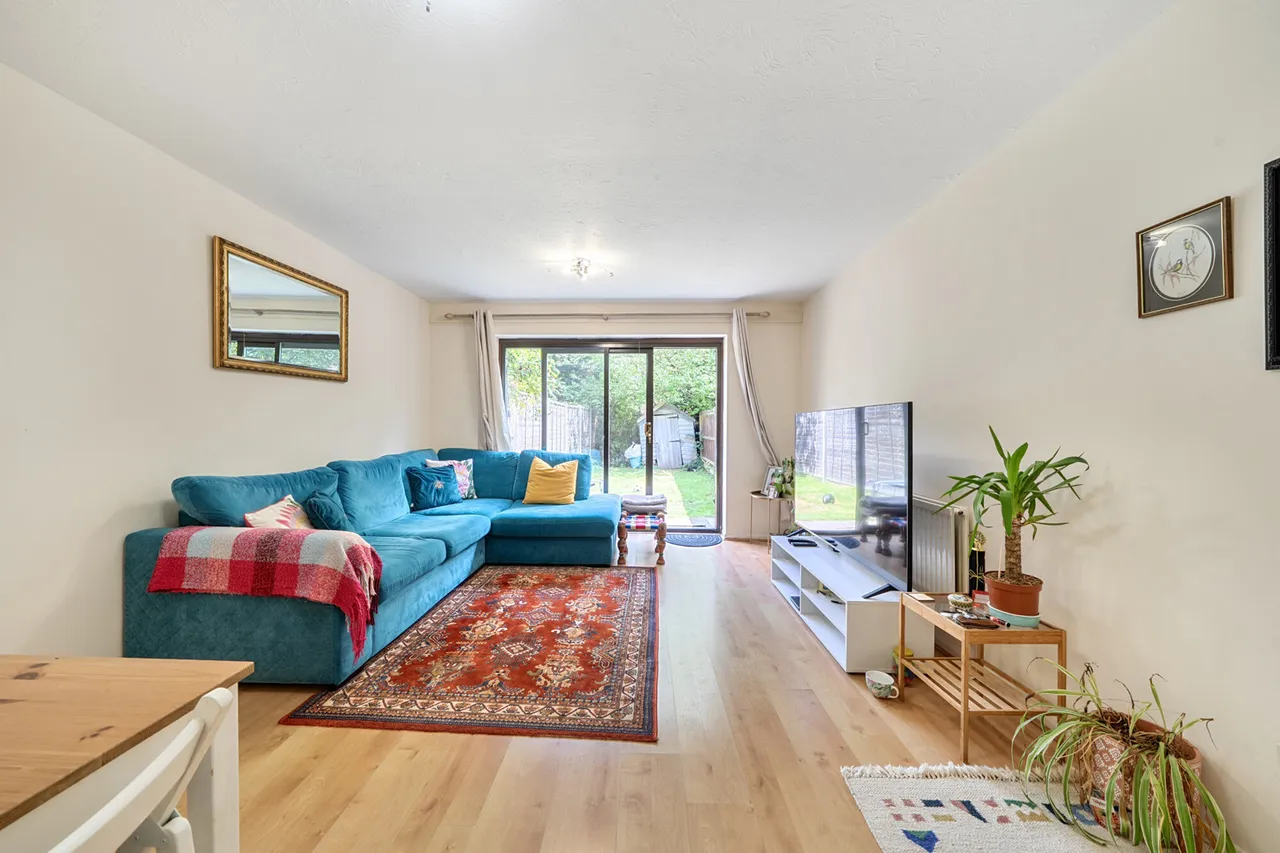 Jasmin Close, Northwood, HA6, photo 12