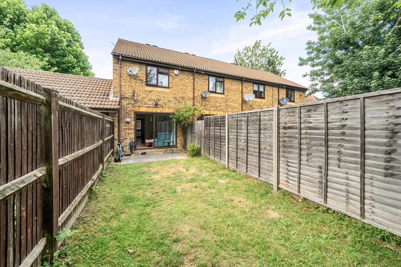 Jasmin Close, Northwood, HA6, photo 16