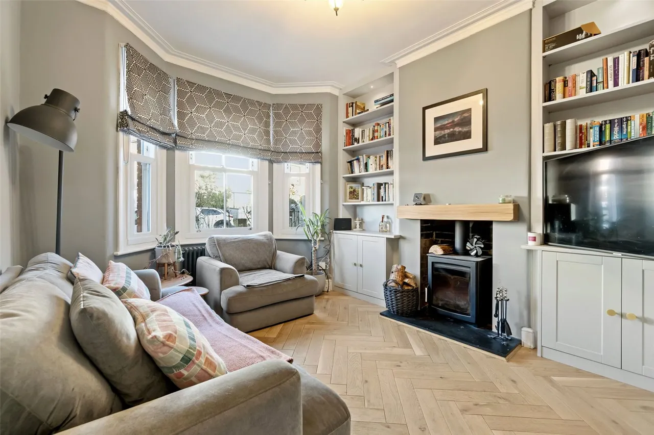 Radnor Gardens, Twickenham, TW1 4NA, photo 2