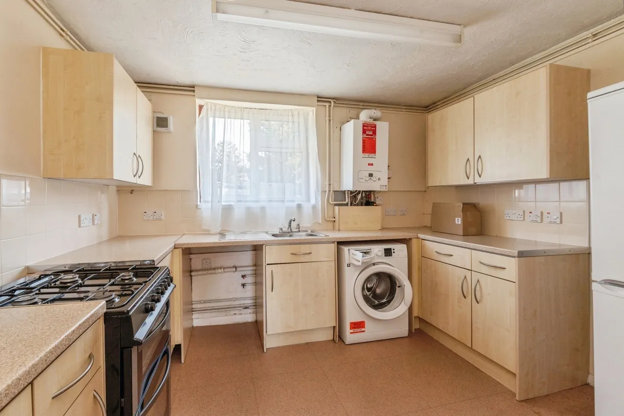 Canfield Road, Rainham, RM13, photo 8
