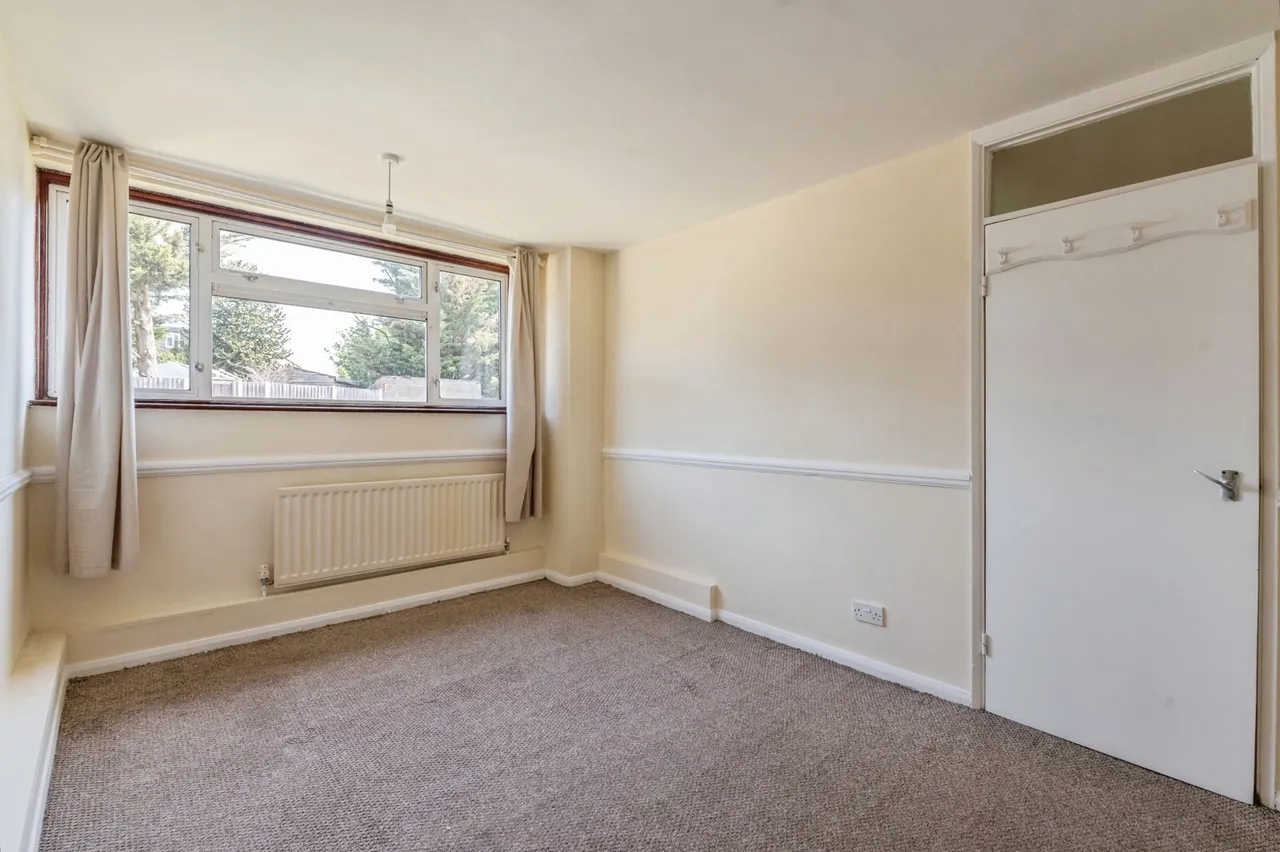 Canfield Road, Rainham, RM13, photo 5