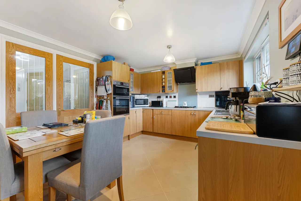 Greenwich Avenue, Widnes, WA8, photo 4